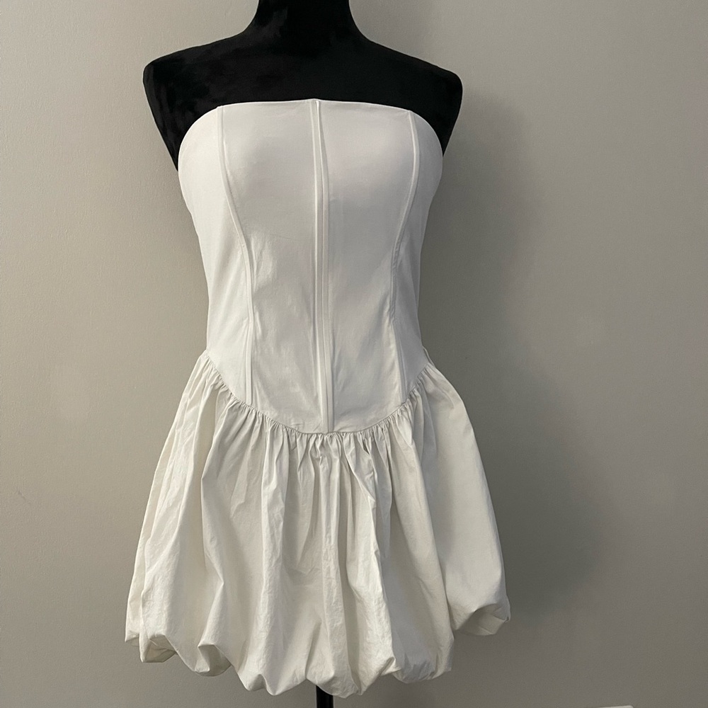 Strapless corset bubble dress